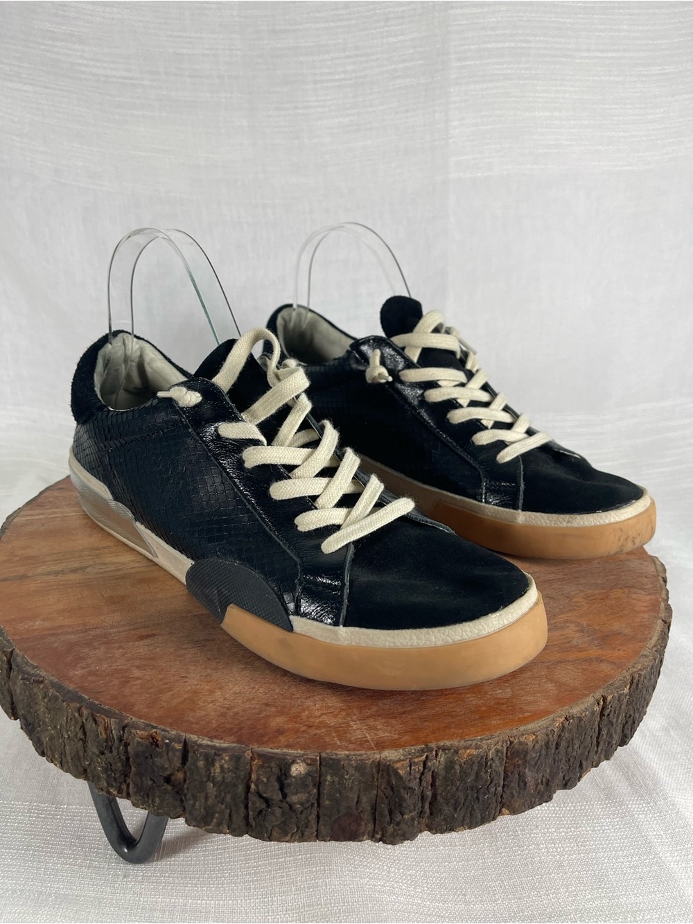 Dolce Vita Black Snake Embossed Sneakers Women’s Size 11 Gum Sole